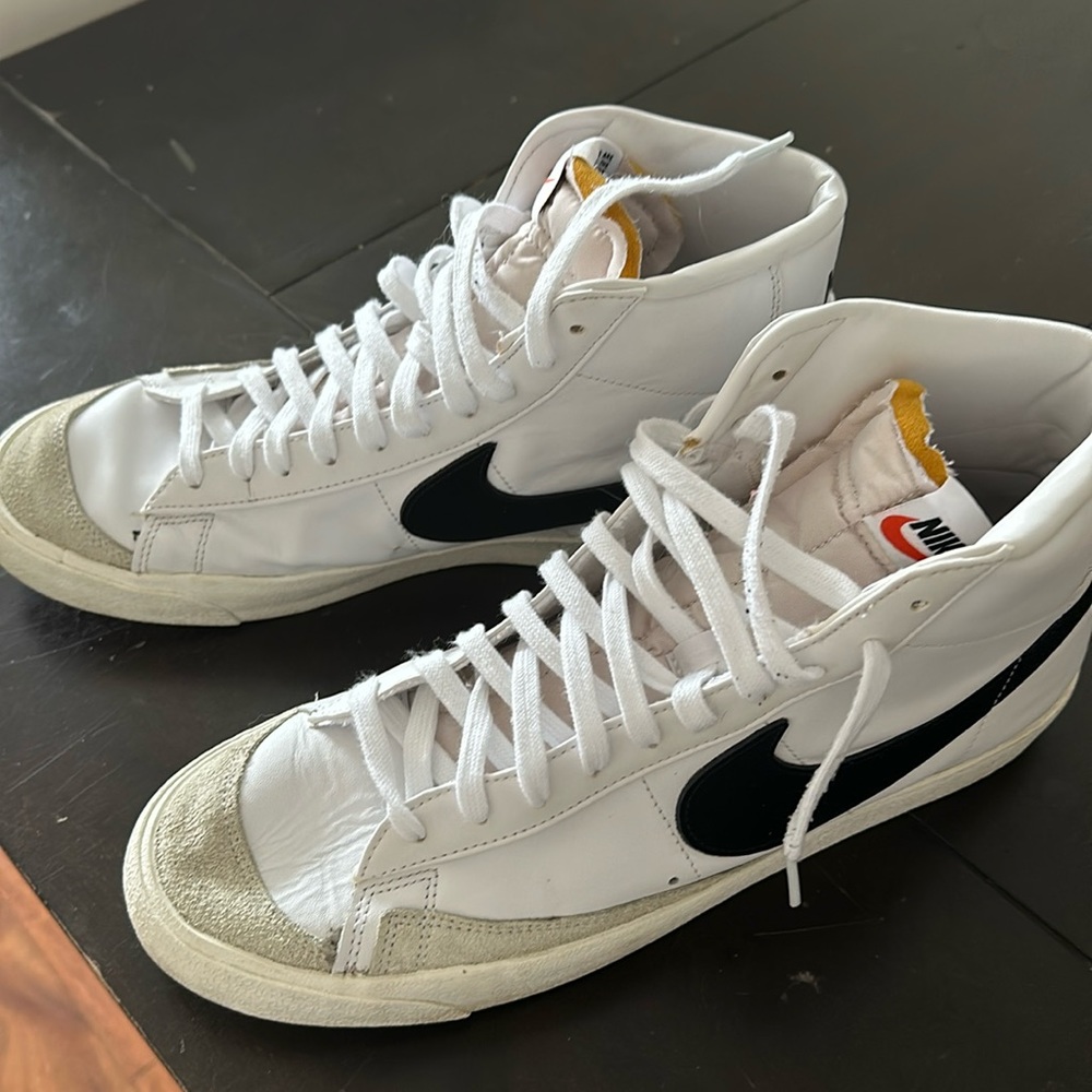 Men’s Nike 77 Blazers
